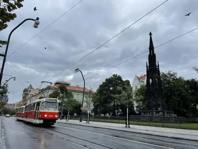Ile kosztuje mieszkanie w Czechach? Ceny, zakup i koszty dla Polaka