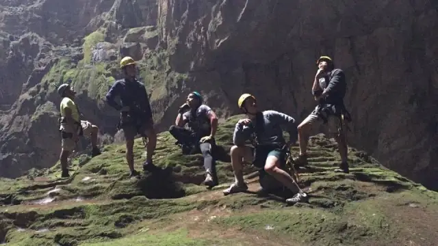 Sótano de las Golondrinas: Guía completa para tu aventura extrema