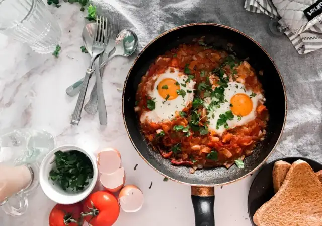 Dietetyczne śniadania: 300-400 kcal, szybkie i sycące Pola Kwiatkowska