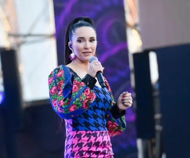 Wiek wokalistki Daj To Głośniej Emilii Saneckiej - ile ma lat?