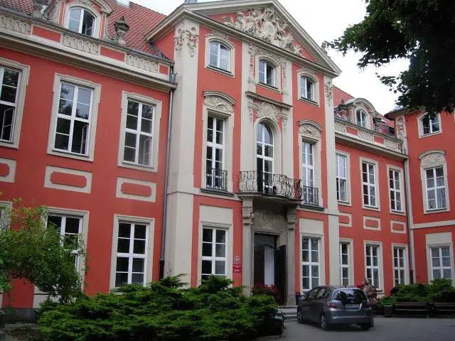 Muzeum Akademii Sztuk Pięknych w Warszawie - Odkryj wyjątkowe zbiory