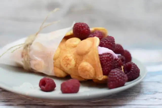 Pyszne ciasto na gofry bąbelkowe. Sekretny przepis, który zachwyci każdego