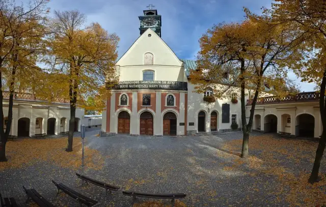 Sanktuarium Rydzyka: Historia, znaczenie i atrakcje dla pielgrzymów