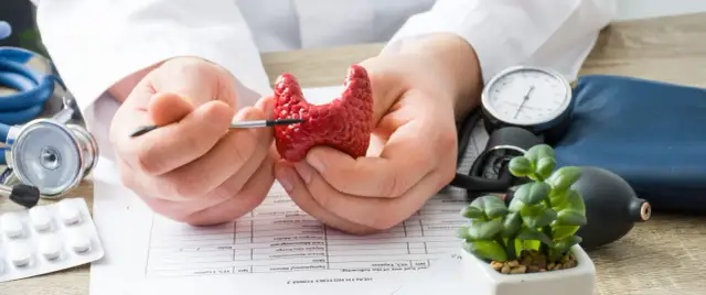 Badania tarczycowe czy na czczo? Co musisz wiedzieć przed testem