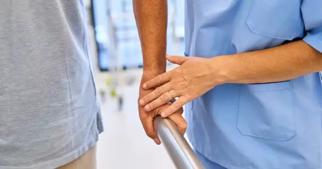 Prywatna rehabilitacja bez skierowania? Poznaj zasady i wyjątki