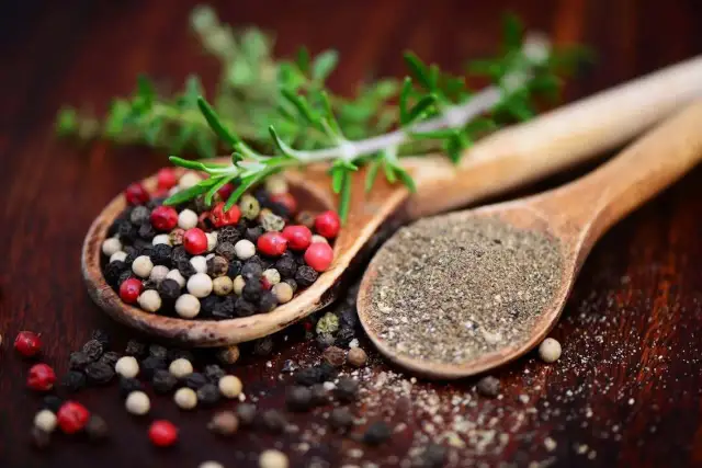 Jak zniwelować pieprz w zupie i uratować smak potrawy