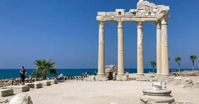 Side czy jest bezpiecznie? Odkryj prawdę o bezpieczeństwie w Turcji