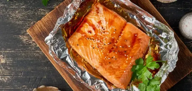 Ile powinna się piec ryba w piekarniku, aby była soczysta i idealna?