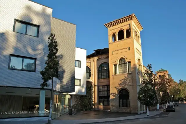 Precios de balneario de Lanjarón: ¿Cuánto cuesta realmente tu escapada?