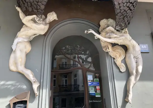 Poznań atrakcja: odkryj niezapomniane miejsca i ukryte skarby