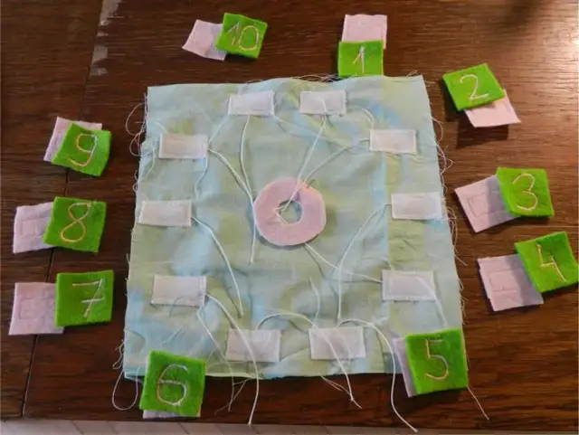 Jak zrobić książeczkę sensoryczną, która zachwyci Twoje dziecko?