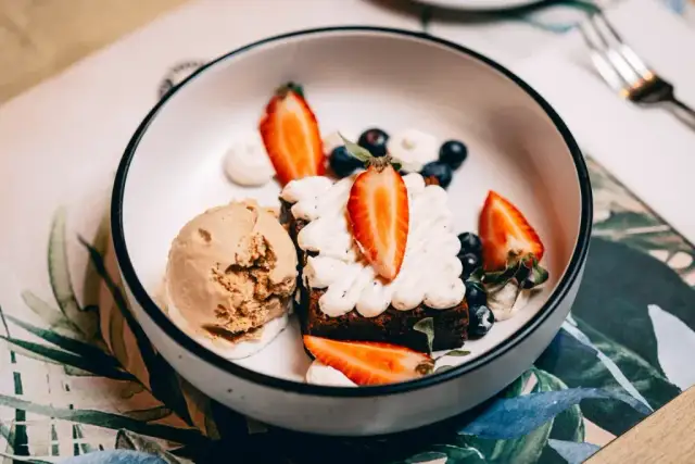 Gdzie zjeść w Gdańsku Oliwie? Najlepsze restauracje i smaki