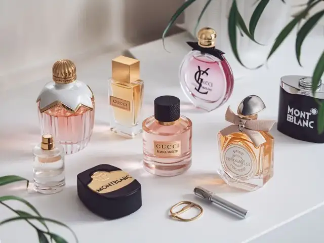 Gdzie kupić oryginalne próbki perfum? Sprawdzone źródła i porady