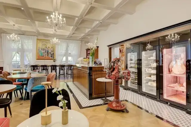 Gdzie zjeść w Krynicy-Zdroju? Odkryj najlepsze restauracje i smaki