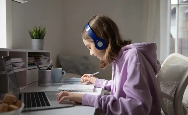 Nauczanie zdalne w podstawówkach: Kiedy dyrektor może zamknąć szkołę?