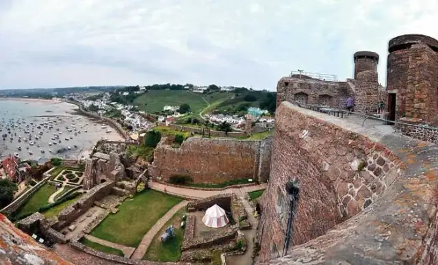 Wyspa Jersey do kogo należy? Zaskakujący status polityczny wyspy