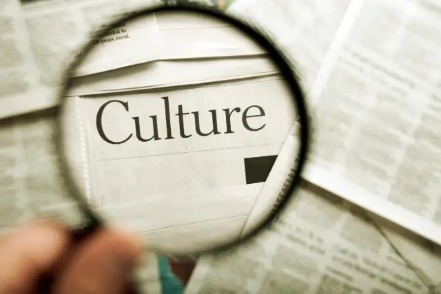 Co to kultura popularna? Zrozum jej wpływ na nasze życie