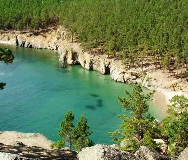 Jakie jest najgłębsze jezioro na świecie? Zaskakujące fakty o Bajkale