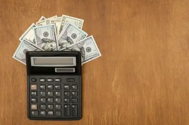 Ile trzeba zarabiać, żeby dostać kredyt na mieszkanie bez stresu?