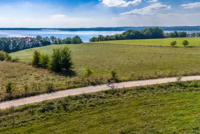 Najpiękniejsze trasy rowerowe w Mazurach - odkryj swoje ulubione szlaki