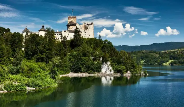 Łapsze Niżne atrakcje, które zaskoczą każdego turystę