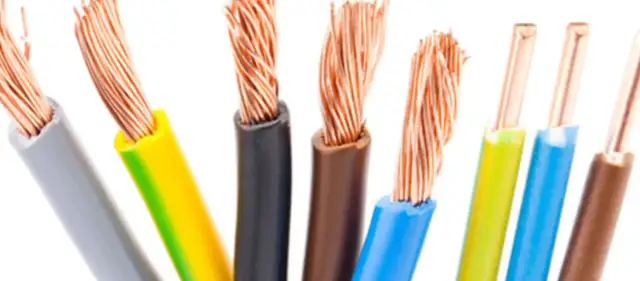 Czy miedź przewodzi prąd? Odkryj jej niezwykłe właściwości elektryczne