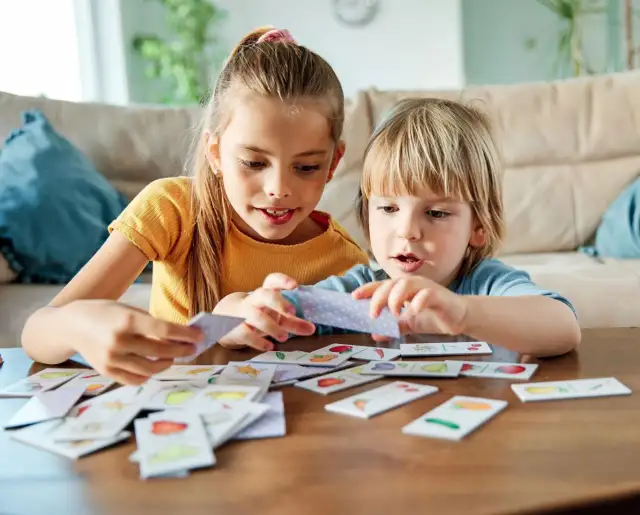 Najlepsze gry planszowe dla 9 latka, które rozweselą i uczą