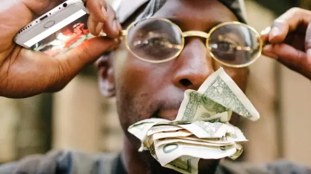 Tantiemy za piosenkę: Ile można zarobić na swojej muzyce?