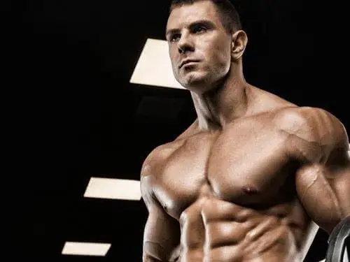 Czy kreatyna pomaga w odchudzaniu? Odkryj jej wpływ na mięśnie