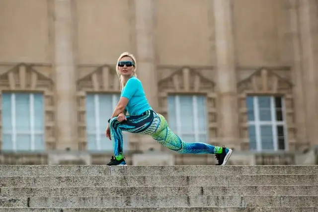 Rozciąganie przed czy po treningu? Ekspert obala mity!