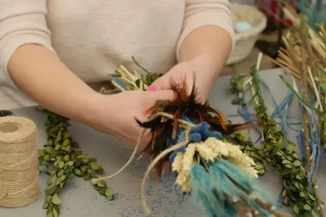 Palma Wielkanocna DIY: Stwórz Własną Palmę Krok po Kroku