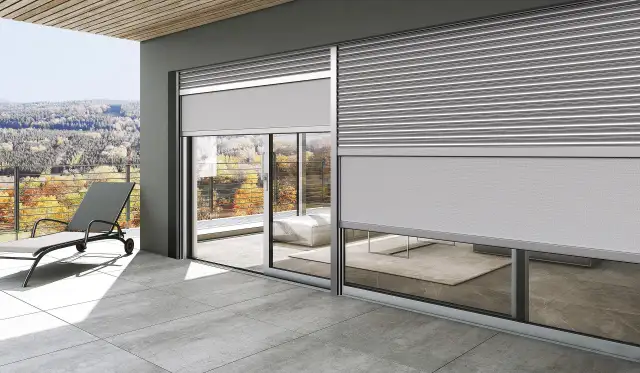 Rolety zewnętrzne: czy warto? Sprawdź zalety, wady i koszty.