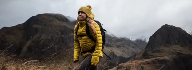 Jaką kurtkę w góry wybrać? Ekspert radzi: Hardshell, softshell, parametry