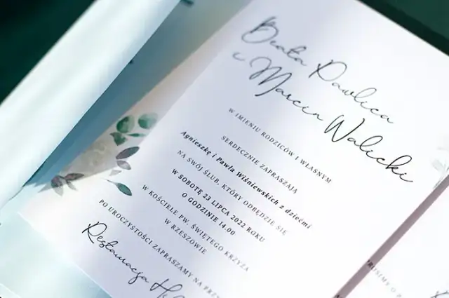 Jak zaprosić ciocię i wujka? Savoir-vivre i gotowe wzory