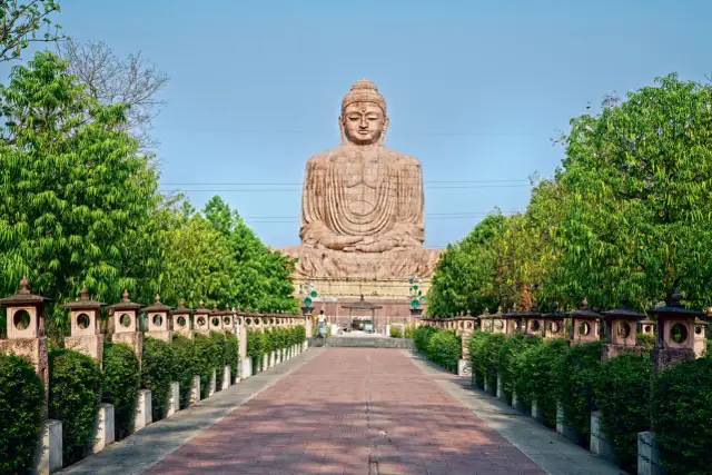 Gdzie mieszka Budda? Kluczowe miejsca związane z jego życiem i naukami