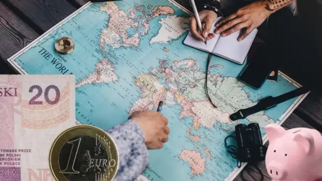 Jak znaleźć tani nocleg i zaoszczędzić na podróży bez stresu