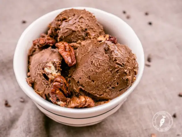 Zdrowe lody domowe: Łatwe przepisy bez cukru i maszynki!