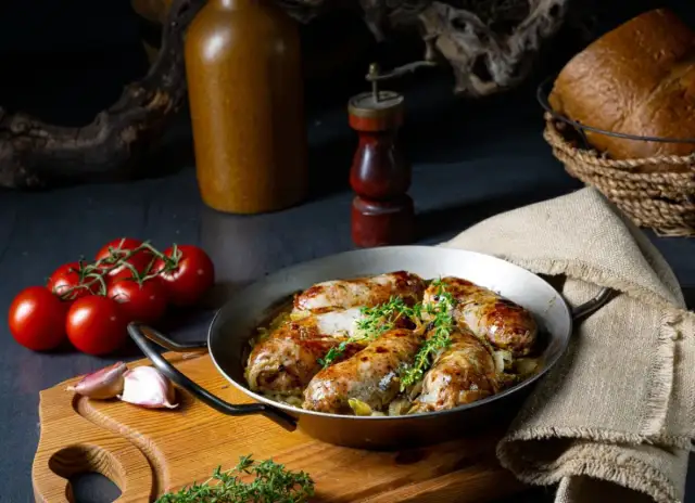 Kiełbasa francuska - różnorodność smaków i przepisy na wyjątkowe dania