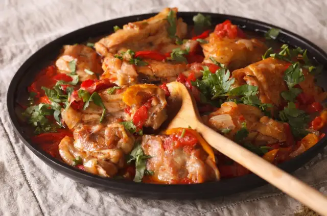 Jak inaczej przyrządzić pierś z kurczaka? 5 zaskakujących przepisów