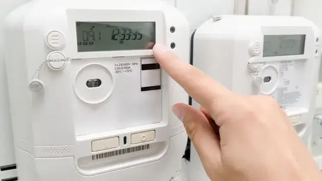 Jak zmniejszyć zużycie prądu i obniżyć rachunki za energię w domu