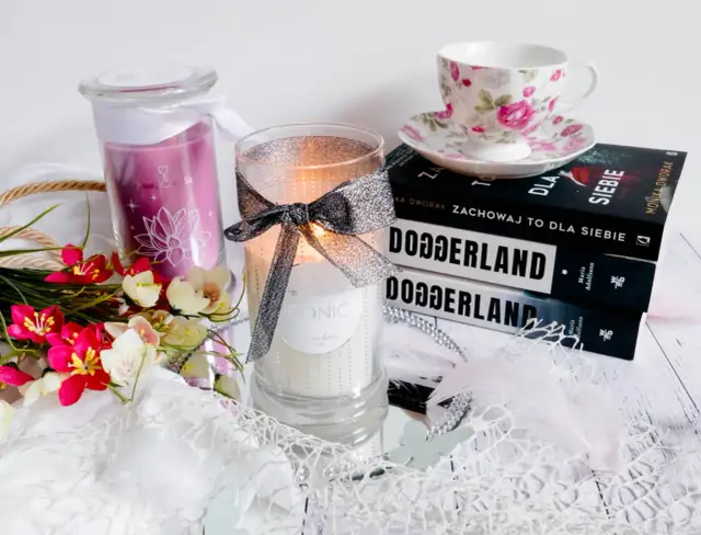 Świeczka w której jest ukryta biżuteria - wyjątkowy prezent z niespodzianką