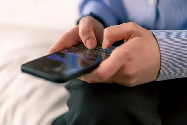 Jak wyłączyć dźwięk klawiatury iPhone i cieszyć się ciszą podczas pisania