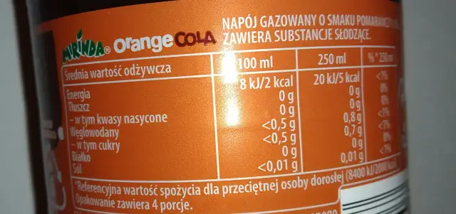 Mirinda czy Fanta - która napój ma lepszy smak i skład?
