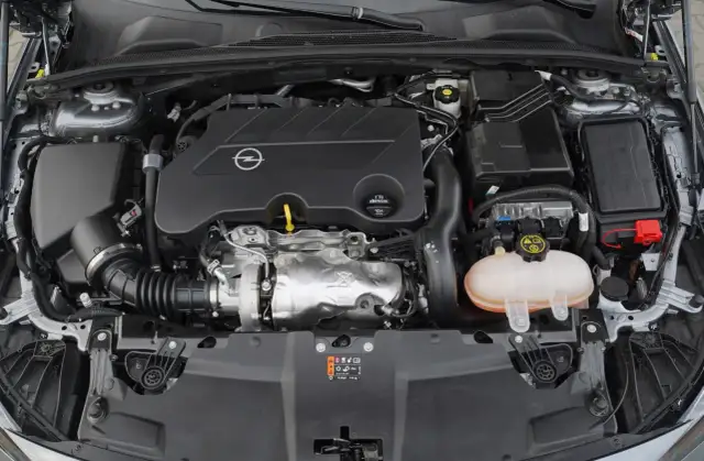 Opel Insignia jaki silnik do gazu – unikaj kosztownych błędów