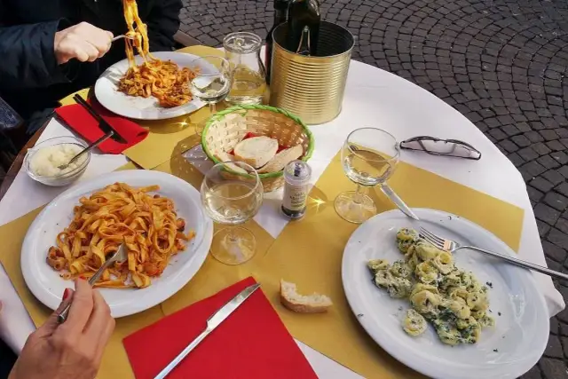 Gdzie zjeść w Treviso? Odkryj najlepsze restauracje i smaki