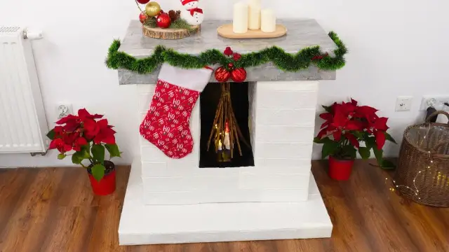 Jak zrobić kominek z kartonu - łatwa atrapa kominka do dekoracji