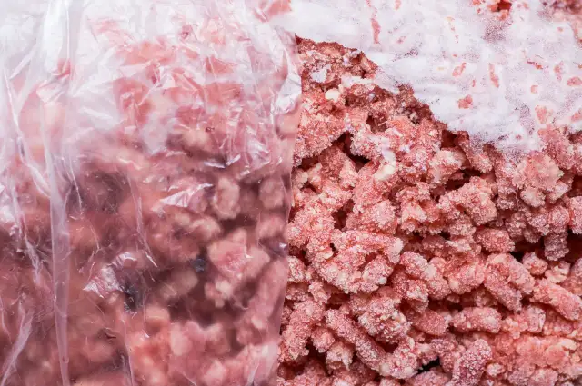 Mrożenie mięsa: Bakterie, pasożyty co ginie w zamrażarce?