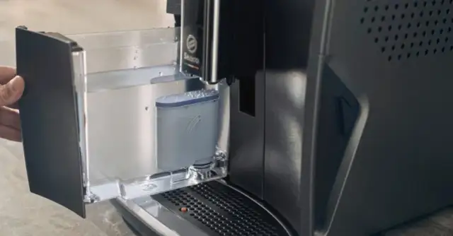 Jak odkamienić ekspres Saeco - proste kroki, które musisz znać