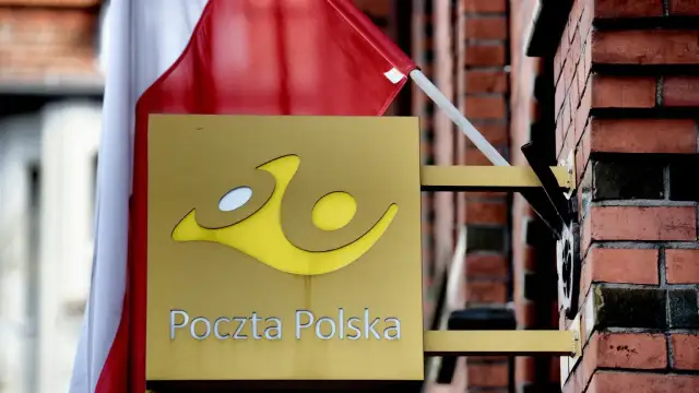 Poczta Polska: Akcje dla pracowników kiedy i dlaczego w zawieszeniu?