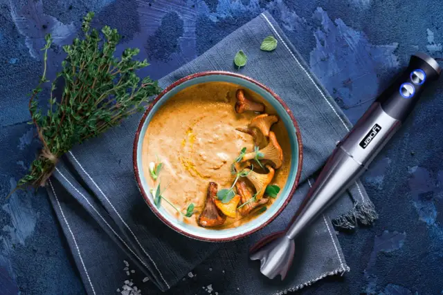 Sezon na kurki w Polsce: Kiedy i gdzie zbierać "złoto lasu"?